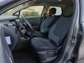 Renault Captur (2016) thumbnail 3