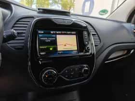 Renault Captur (2016) thumbnail 23