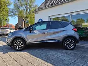 Renault Captur (2016) thumbnail 5