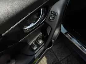 Nissan X-Trail (2017) thumbnail 18