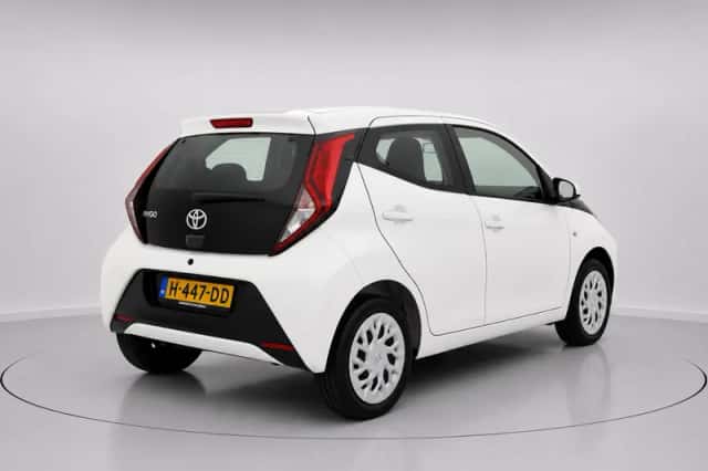 Toyota Aygo (2020) thumbnail 6