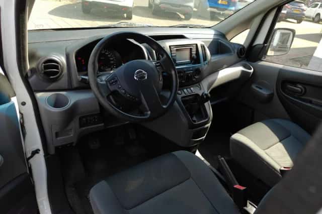 Nissan NV200 (2014) thumbnail 4