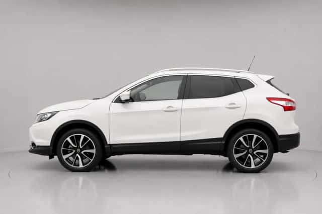 Nissan Qashqai (2015) thumbnail 4