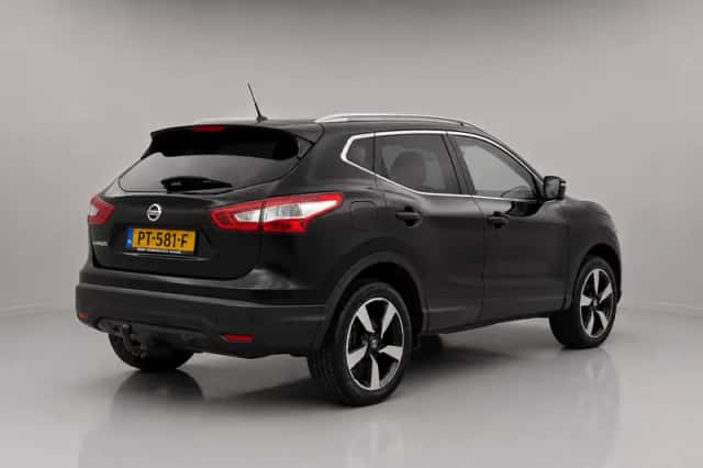 Nissan Qashqai (2017) thumbnail 2