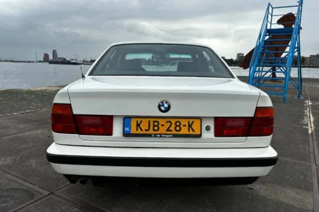 BMW 5-Serie (1993) thumbnail 5