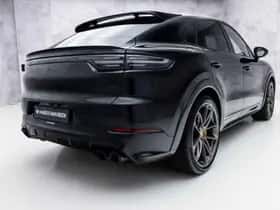 Porsche Cayenne (2019) thumbnail 2