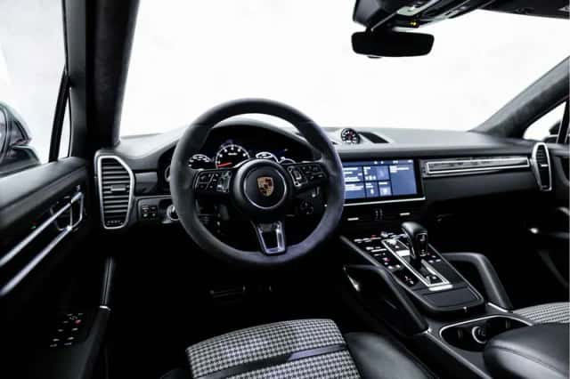Porsche Cayenne (2019) thumbnail 22