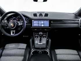 Porsche Cayenne (2019) thumbnail 23