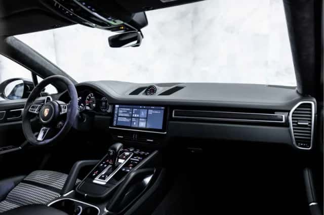 Porsche Cayenne (2019) thumbnail 25