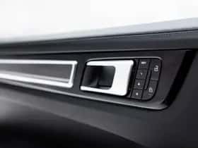 Porsche Cayenne (2019) thumbnail 33