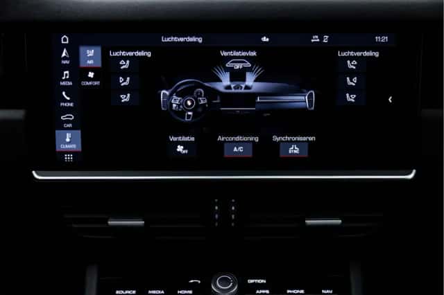 Porsche Cayenne (2019) thumbnail 51