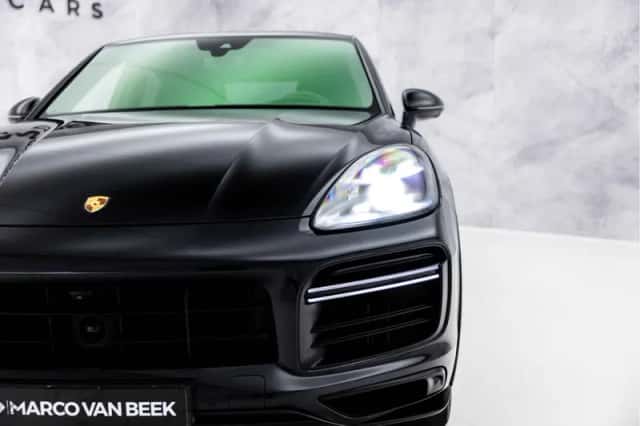 Porsche Cayenne (2019) thumbnail 62