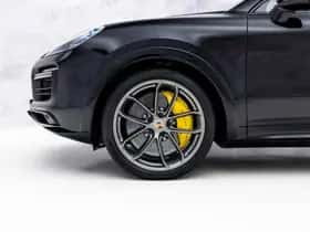 Porsche Cayenne (2019) thumbnail 9
