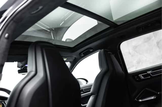 Porsche Cayenne (2019) thumbnail 12