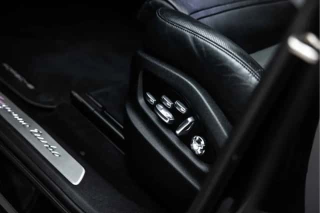 Porsche Cayenne (2019) thumbnail 14