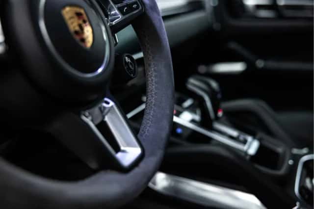 Porsche Cayenne (2019) thumbnail 18