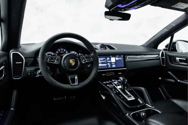 Porsche Cayenne (2019) thumbnail 21