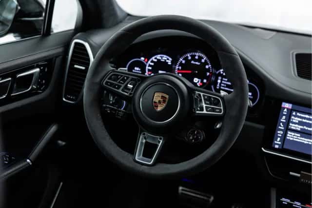 Porsche Cayenne (2019) thumbnail 23