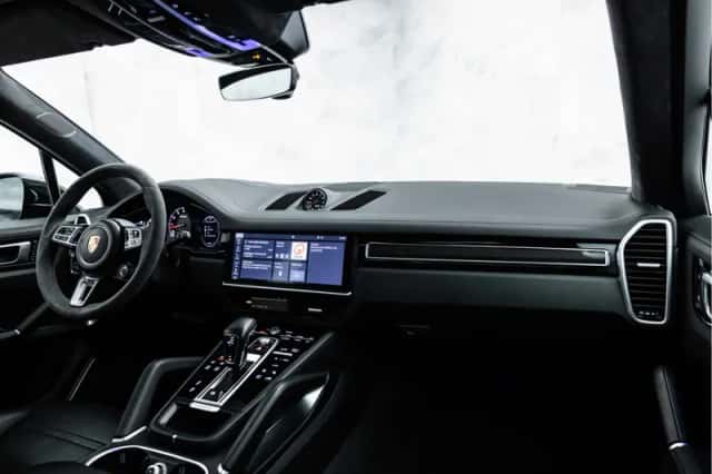 Porsche Cayenne (2019) thumbnail 24