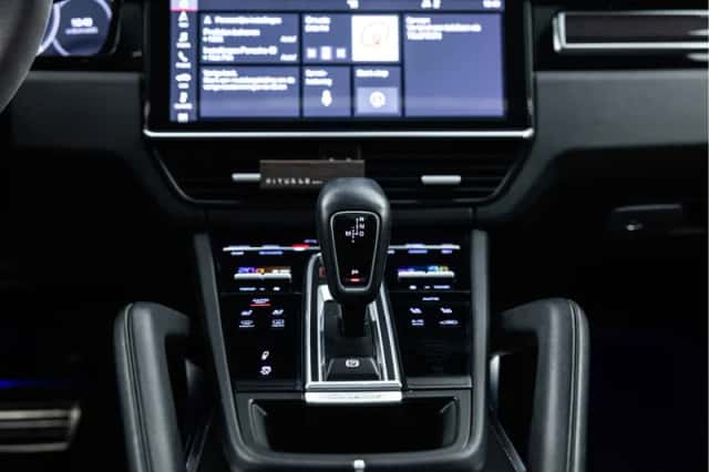 Porsche Cayenne (2019) thumbnail 26