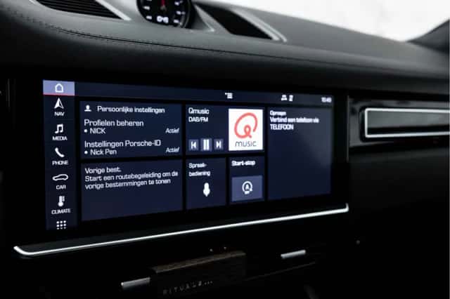 Porsche Cayenne (2019) thumbnail 39