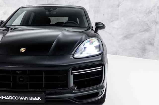 Porsche Cayenne (2019) thumbnail 57