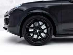 Porsche Cayenne (2019) thumbnail 8