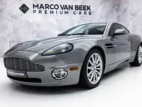 Aston Martin V12 Vanquish (2002)