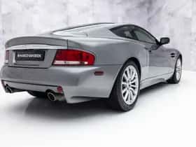 Aston Martin V12 Vanquish (2002) thumbnail 2