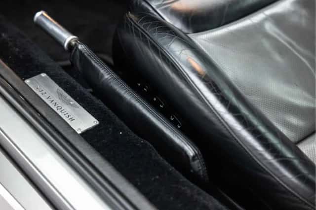 Aston Martin V12 Vanquish (2002) thumbnail 13