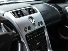 Aston Martin V12 Vanquish (2002) thumbnail 18