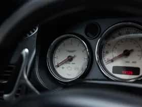 Aston Martin V12 Vanquish (2002) thumbnail 32