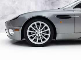 Aston Martin V12 Vanquish (2002) thumbnail 5