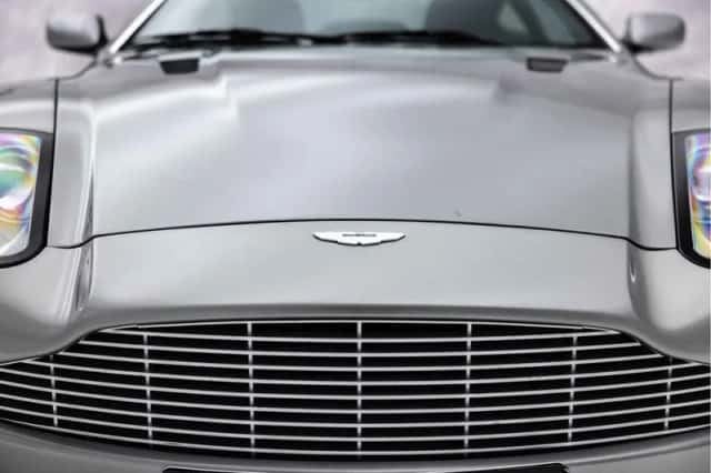 Aston Martin V12 Vanquish (2002) thumbnail 63