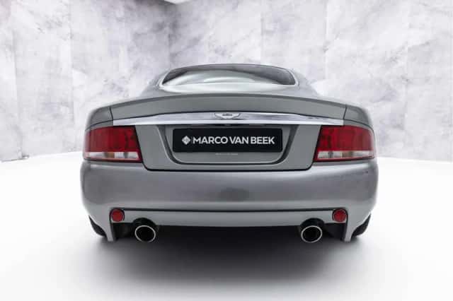 Aston Martin V12 Vanquish (2002) thumbnail 9