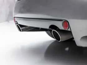 Aston Martin V12 Vanquish (2002) thumbnail 10