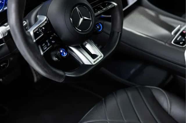 Mercedes-Benz EQS (2023) thumbnail 24