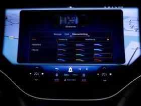 Mercedes-Benz EQS (2023) thumbnail 43