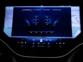 Mercedes-Benz EQS (2023) thumbnail 45