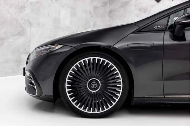 Mercedes-Benz EQS (2023) thumbnail 8