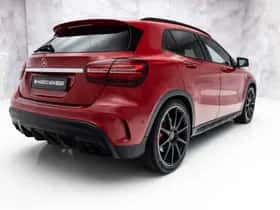 Mercedes-Benz GLA (2017) thumbnail 2