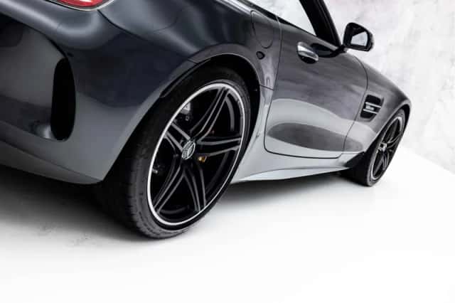 Mercedes-Benz AMG GT (2017) thumbnail 16