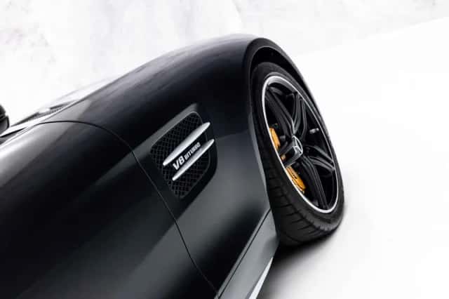 Mercedes-Benz AMG GT (2017) thumbnail 17