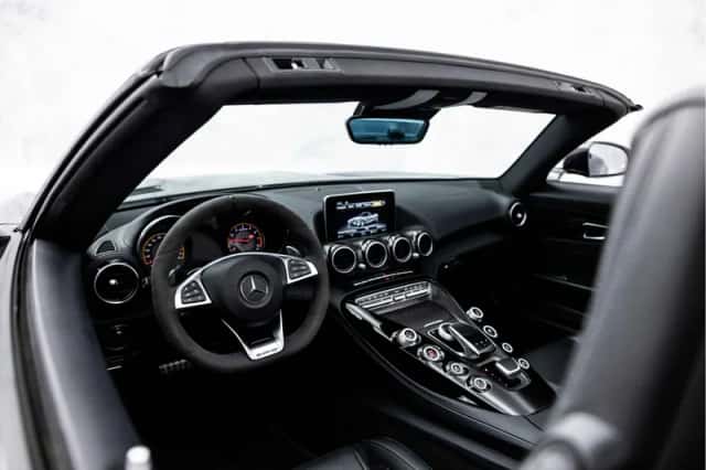 Mercedes-Benz AMG GT (2017) thumbnail 23