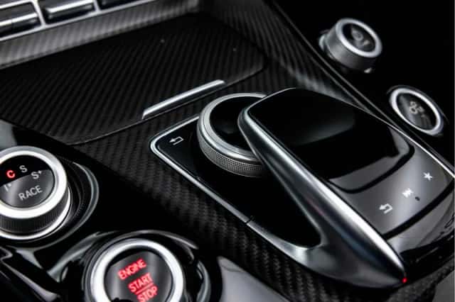 Mercedes-Benz AMG GT (2017) thumbnail 53