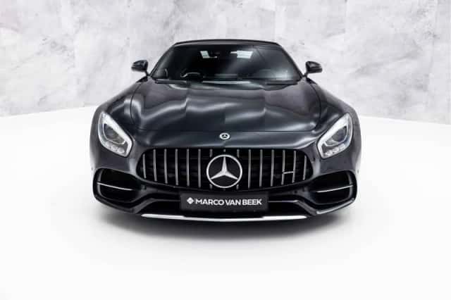 Mercedes-Benz AMG GT (2017) thumbnail 8