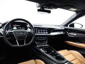 Audi e-tron GT (2022) thumbnail 16