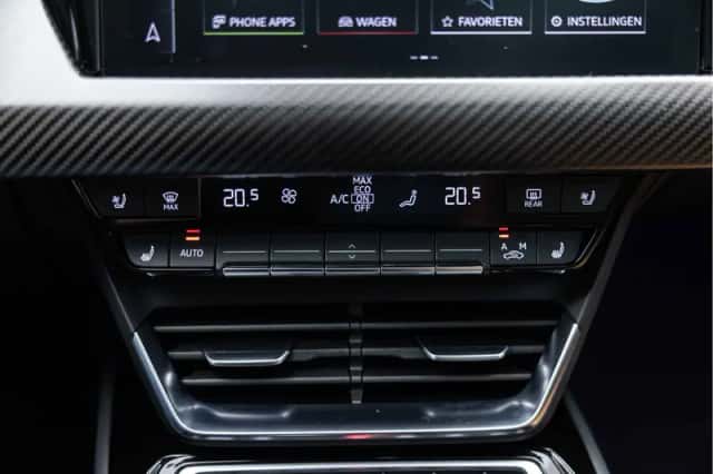 Audi e-tron GT (2022) thumbnail 42