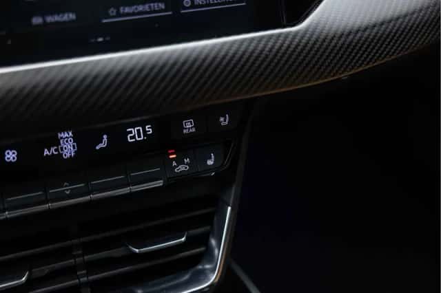 Audi e-tron GT (2022) thumbnail 43