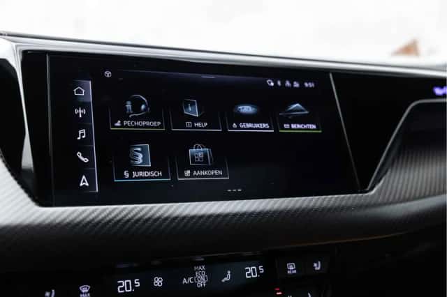 Audi e-tron GT (2022) thumbnail 57